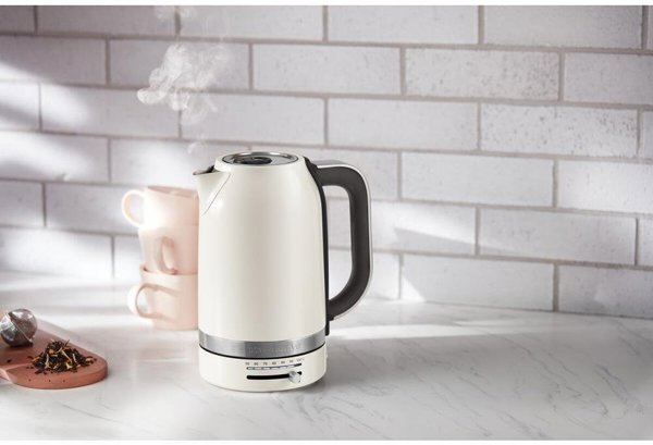 KitchenAid 5KEK1701EPL Ηλεκτρικός Βραστήρας 1.7L 2400W, Μαύρο/Ανοξείδωτο Ατσάλι