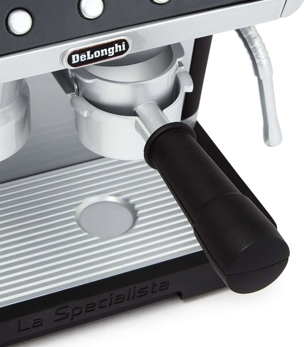 DeLonghi Almarina Μηχανή καφέ DeLonghi για τον μικρό barista με αφρογαλιέρα Casdon