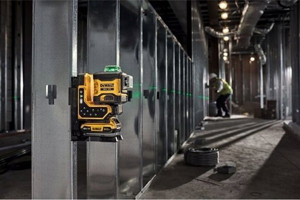 DeWalt DCLE34035D1 Γραμμικό Λέιζερ 18V Πράσινο 3x360° με 1x2.0Ah Μπαταρία