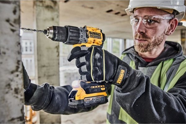 DeWalt DCD805P2T-QW Κρουστικό Δραπανοκατσάβιδο Μπαταρίας 18V με 2 Μπαταρίες Li-Ion 5.0Ah, 2 Ταχύτητες & Θήκη Μεταφοράς