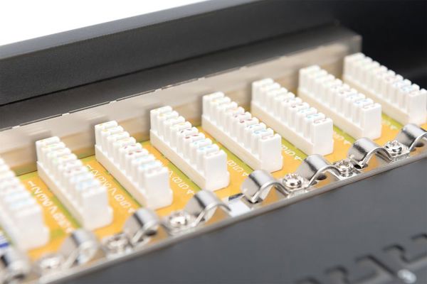Digitus Patch Panel 19" 1U 16x RJ45 Cat.6 Θωρακισμένο (DN-91616S-B)