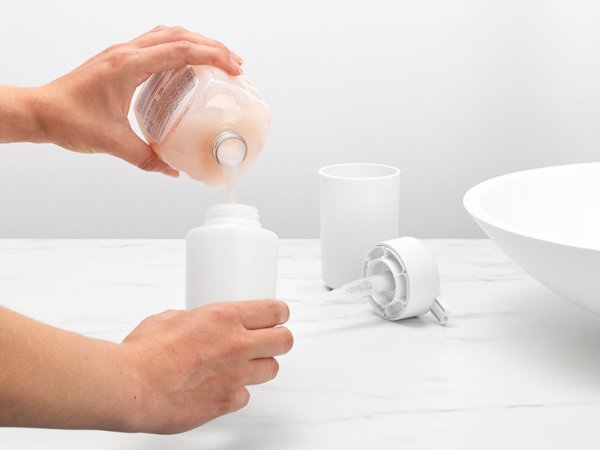 Brabantia ReNew Διανομέας Σαπουνιού Μπάνιου 250ml, Αντιολισθητικός, Λευκός