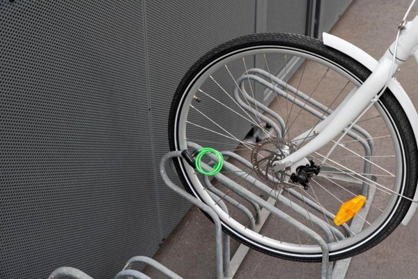 Dunlop Zapiecie rowerowe Dunlop spiralne na klucz 0,6x90cm czarny