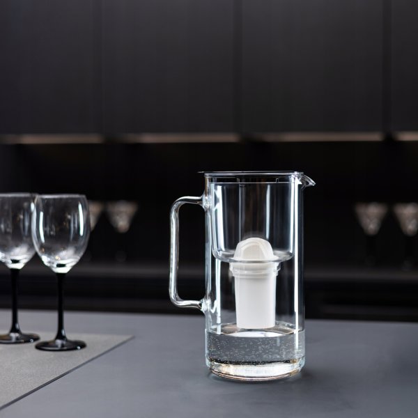 Dzbanek Wessper D4 BOROSILICATE MINI futureflow™ Aquaclassic (WES209-FF-BK)