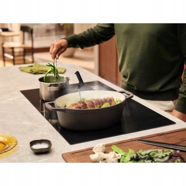Electrolux 900 XT SensePro  platums 80 cm  melna - Iebuvejama indukcijas plits virsma ar tvaika nosuceju ECC8549 (7333394106915)