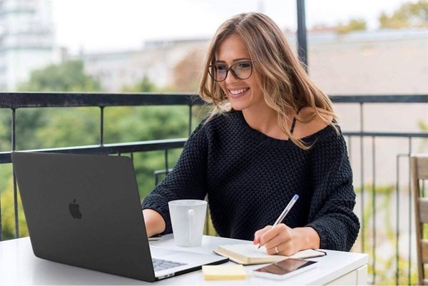 Tech-Protect Smartshell Θήκη για MacBook Air 13" 2022, Glitter Clear, Ανθεκτικό Προστατευτικό Κάλυμμα