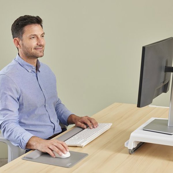 Fellowes Breyta grey Keyboard Wrist Support 47 cm