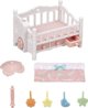 Epoch Sylvanian Families Κούνια με Καρουζέλα 5534 – Σετ Βρεφικού Δωματίου