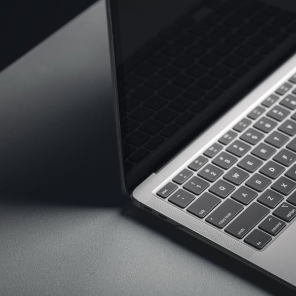 Filtr Moshi Moshi iVisor AG - Matowa folia ochronna na ekran MacBook Air 13.6" M3 (2024) / M2 (2022) (Black/Clear/Matte)