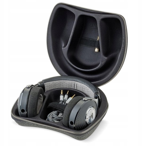 Focal Elegia (open box)