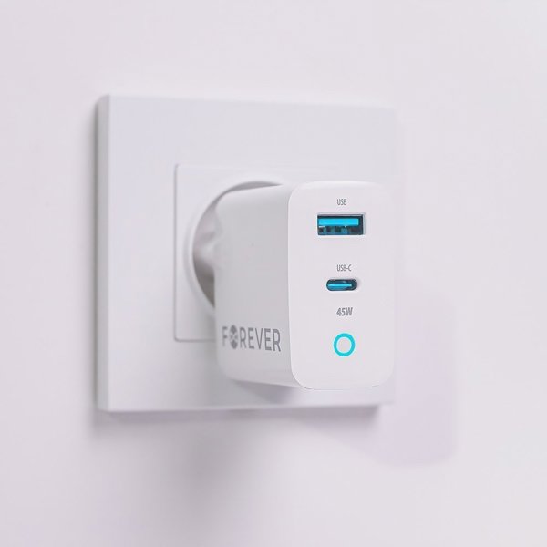 Forever TC-06-45AC GaN PD QC charger 1x USB-C 1x USB 45W white 5900495088673