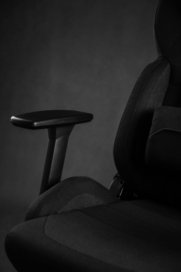 SENSE7 Sentinel Πολυθρόνα Gaming Υφασμάτινη - Μαύρη