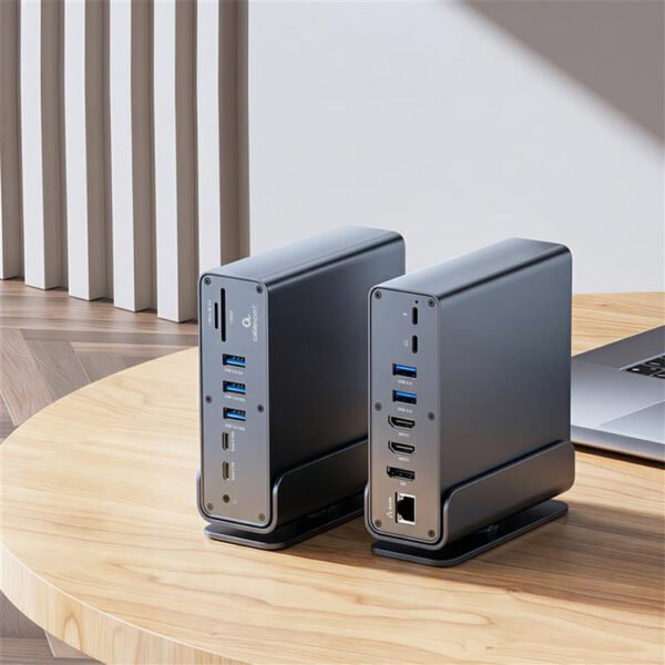GEMBIRD Adapter wieloportowy USB typ CF 15w1 koncentrator USB AF-porty v.2x2 + v.3x3 typ CF + HDMIx2 + DisplayPort + PD + czytnik