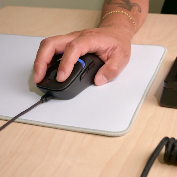 GLORIOUS Model D3 Wired – ultralekka ergonomiczna mysz 57 g, 30 000 DPI RGB