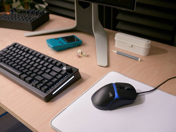 GLORIOUS Model D3 Wired – ultralekka ergonomiczna mysz 57 g, 30 000 DPI RGB