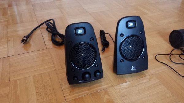 Logitech Z623 Ηχεία Υπολογιστή 2.1 – Σύστημα 200 Watt RMS – THX Πιστοποίηση