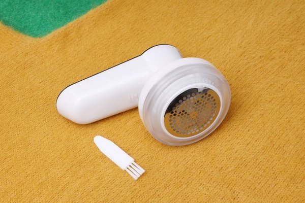 Αποχνουδωτής ρούχων Eldom GDS7