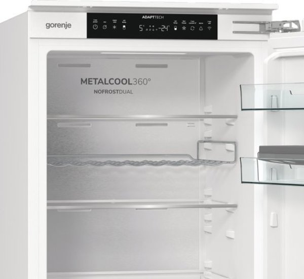 Gorenje Refrigerator | NRKI517E82WF | Energy efficiency class E | Built-in | Combi | Height 177.2 cm | No Frost system | Fridge net capacity 176 L | Freezer net capacity 76 L | Display | 35 dB | White