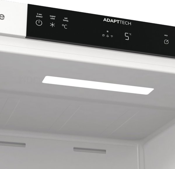 Gorenje Refrigerator | RI517E41WF | Energy efficiency class E | Built-in | Larder | Height 177.2 cm | Fridge net capacity 300 L | Display | 35 dB | White