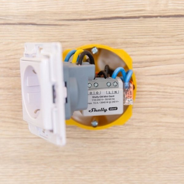 Έξυπνος μετρητής κατανάλωσης ενέργειας WiFi Shelly EM Mini Gen4