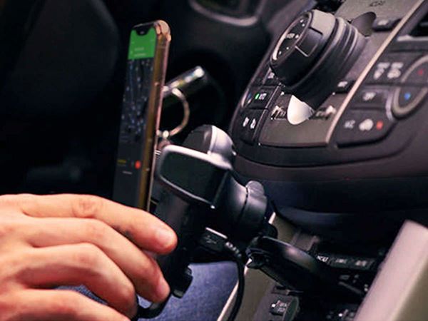 iOttie Auto Sense Wireless Βάση Αυτοκινήτου με Ασύρματο Φορτιστή Qi για Smartphone, Τοποθέτηση σε Αεραγωγό ή CD Player