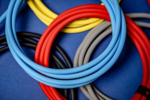 Kabel Newell USB-C - USB-C 100 W, 2 m, silikonowy, zielono-bordowy