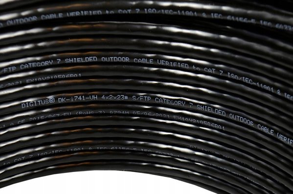 Kabel instalacyjny zewnetrzny suchy DIGITUS kat.7 S/FTP Fca AWG 23/1 PE 50m czarny