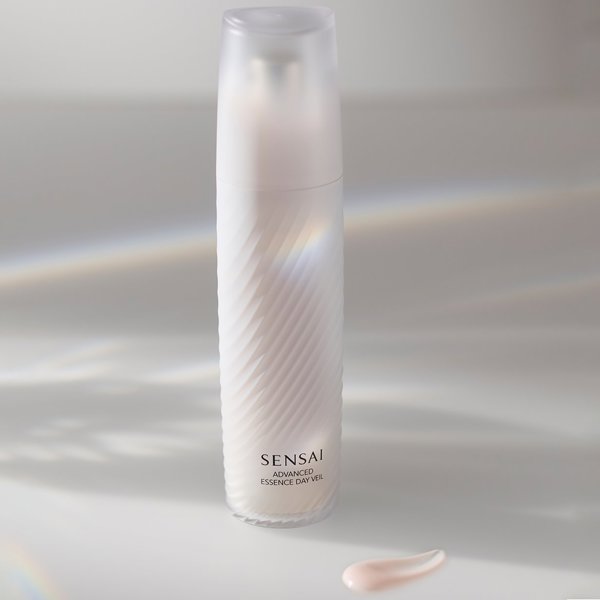 Kanebo Sensai Advanced Essence Day Veil 40ml - Ενυδατική Κρέμα Ημέρας με Αντηλιακή Προστασία