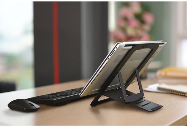 Kensington Regulowana aluminiowa podstawka EQ pod laptopa