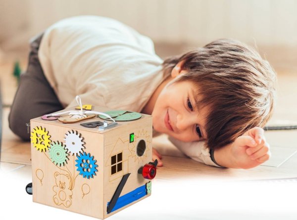 KIK Kostka manipulacyjna drewniana sensoryczna 20,5cm