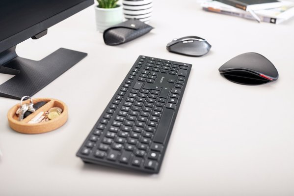 Klawiatura Cherry KW 9100 SLIM klawiatura RF Wireless + Bluetooth QWERTY angielski Czarny