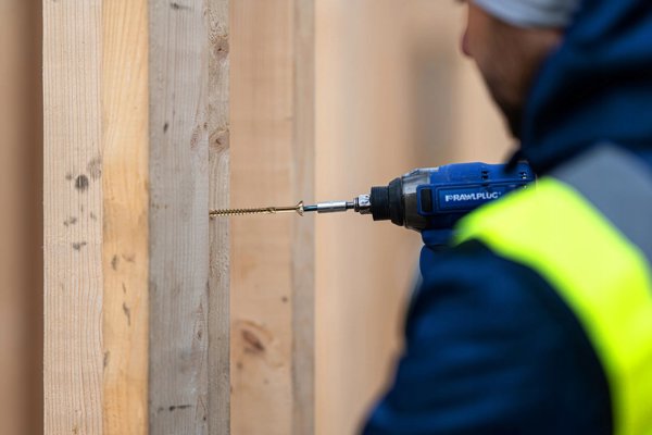Koelner Rawlplug Βίδα κατασκευαστική ξύλου 3,5x25 με κεφάλι κωνικό και τύπο κίνησης TX