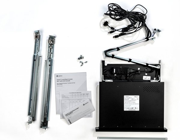 Konsola KVM Avocent Avocent 19 LCD, USB KB, 2USB PASS-US INTL ENG - LRA185KMM-001