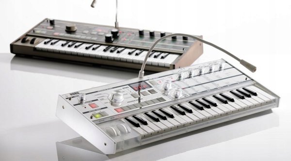 Korg MICROKORG CR - Συνθεσάιζερ, φωνοκωδικοποιητής