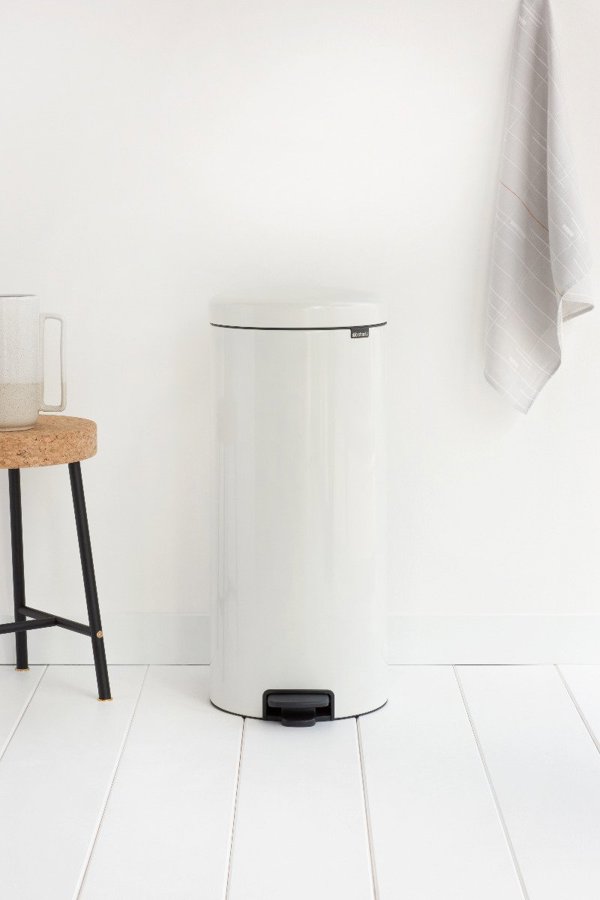 Brabantia NewIcon Κάδος Απορριμμάτων με Πεντάλ, 30Lt, Λευκός (11 17 85)