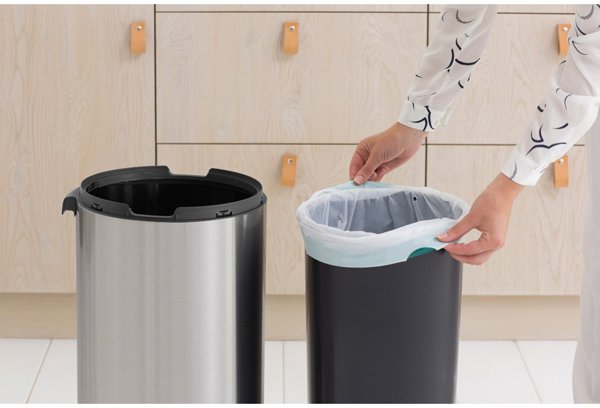 Brabantia TouchBin New Κάδος Απορριμμάτων 30lt, Ασημί, με Μηχανισμό Soft-Touch 8710755115462