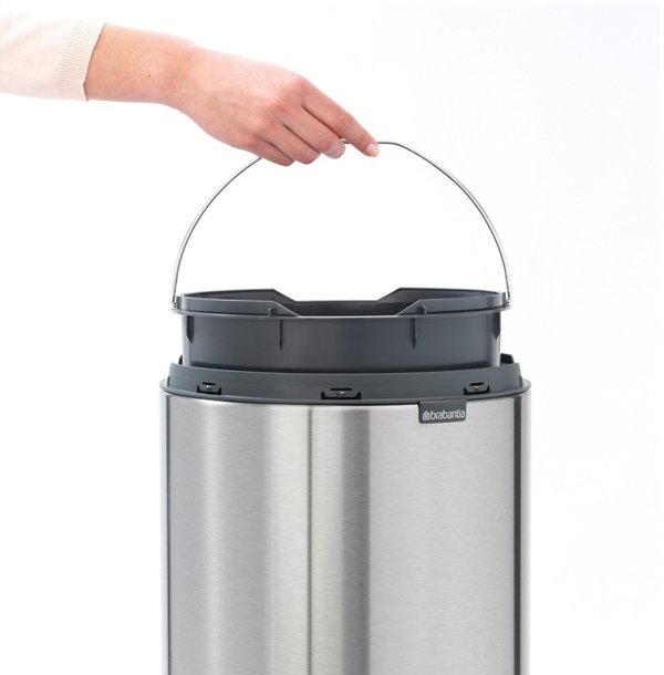 Brabantia TouchBin New Κάδος Απορριμμάτων 30lt, Ασημί, με Μηχανισμό Soft-Touch 8710755115462