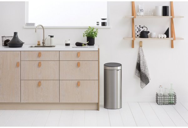 Brabantia TouchBin New Κάδος Απορριμμάτων 30lt, Ασημί, με Μηχανισμό Soft-Touch 8710755115462
