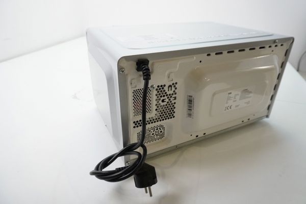 Kuchenka mikrofalowa Beko MOC20100SFB [outlet]