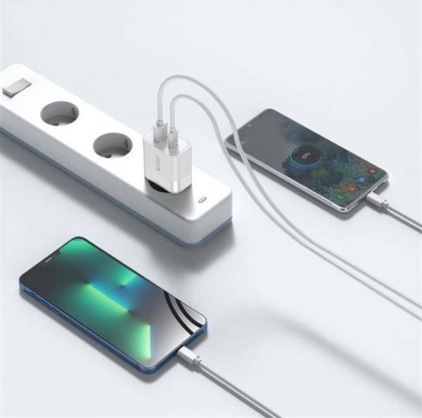 Φορτιστής Τοίχου Tech-Protect C30W, 1x USB-A (QC3.0) & 1x USB-C (PD20W), 3A, Λευκός