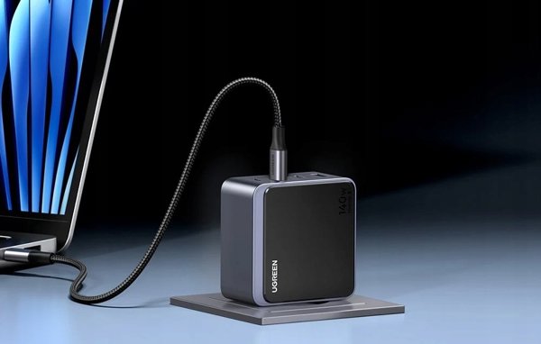 Ladowarka sieciowa Ugreen Nexode S 140W, GaN, 3x USB-C + USB (szara)