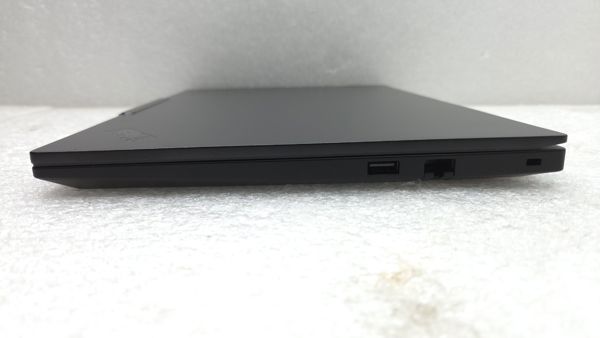 Laptop Lenovo ThinkPad E14 Gen 7 / 14'' / AMD Ryzen 7 250 / 16 GB DDR5 / 512GB SSD / Windows 11 Pro (21T00067MX) [outlet]