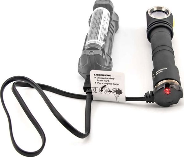 Latarka Armytek WIZARD C2 PRO MAGNET USB v4 white Uniwersalny