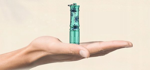 Latarka Olight i3E EOS letnie palmy