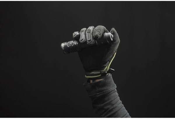 Latarka TOGO Latarka Armytek Dobermann PRO MAX 3000 lm 2w1