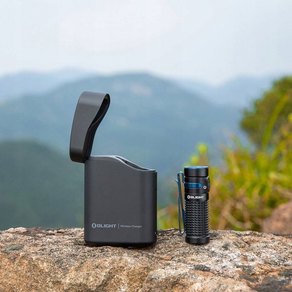 Φακός με Φορτιστή Olight Baton 4 Premium Edition