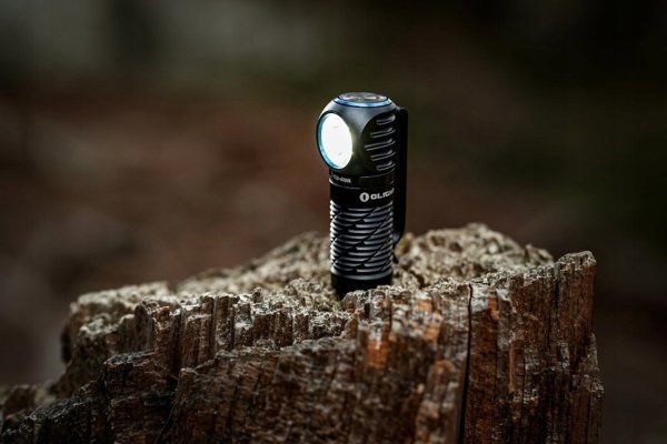 Φακός με φορτιστή Olight Perun 3 Mini Premium