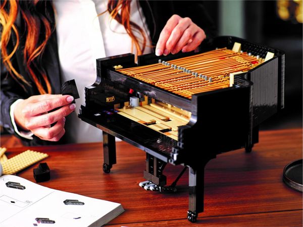 LEGO Ideas Πιάνο με Ουρά (21323) – Κατασκευαστικό Σετ για Ενήλικες