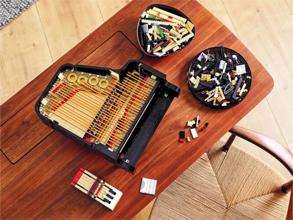 LEGO Ideas Πιάνο με Ουρά (21323) – Κατασκευαστικό Σετ για Ενήλικες