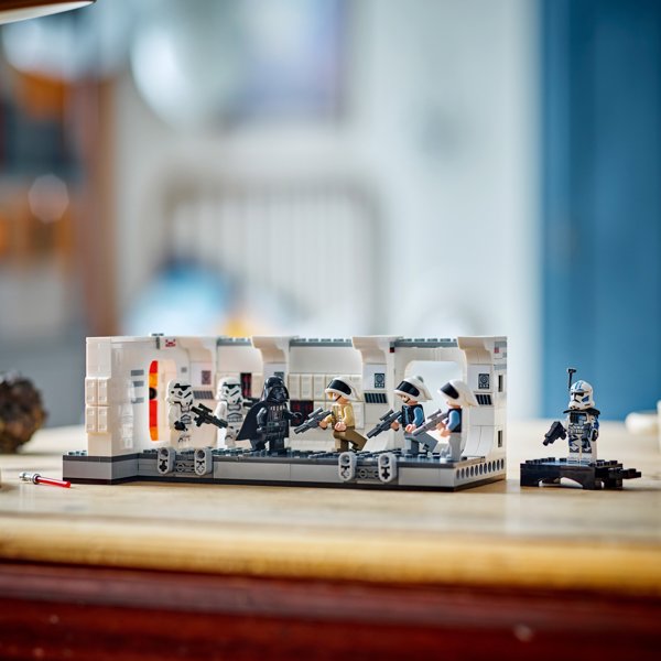 LEGO Star Wars είσοδος στο κατάστρωμα του διαστημόπλοιου Tantive IV (75387)